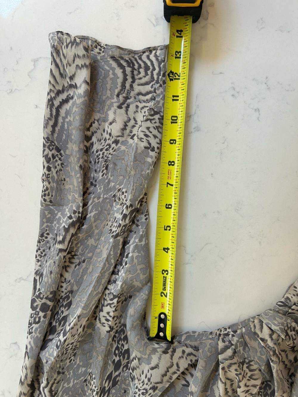 Elizabeth and James Animal Print Draped Long Sleeve Mini Dress Size 4 - Picture 16 of 16